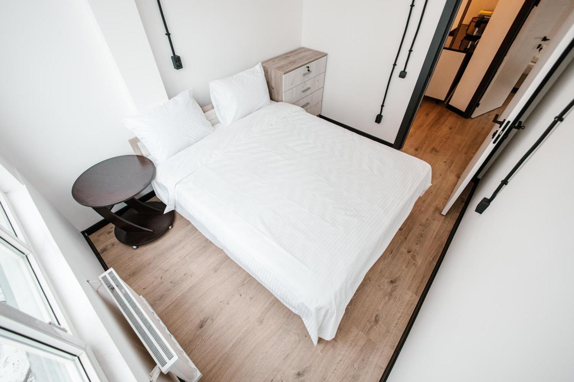 68 Hostel Бишкек Екстериор снимка