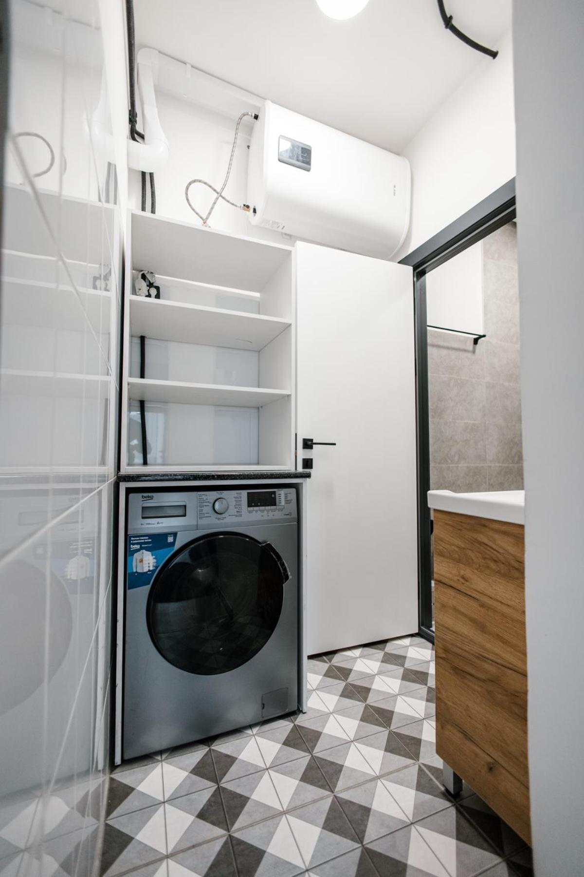 68 Hostel Бишкек Екстериор снимка